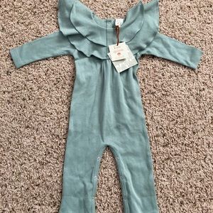 Kate Quinn Ruffle Collar Footie - Sage